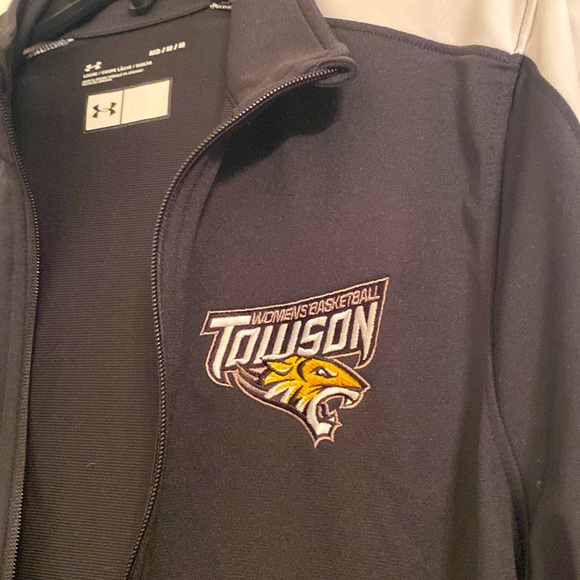 Towson Women’s Basketball jacket Under Armour - Picture 2 of 4